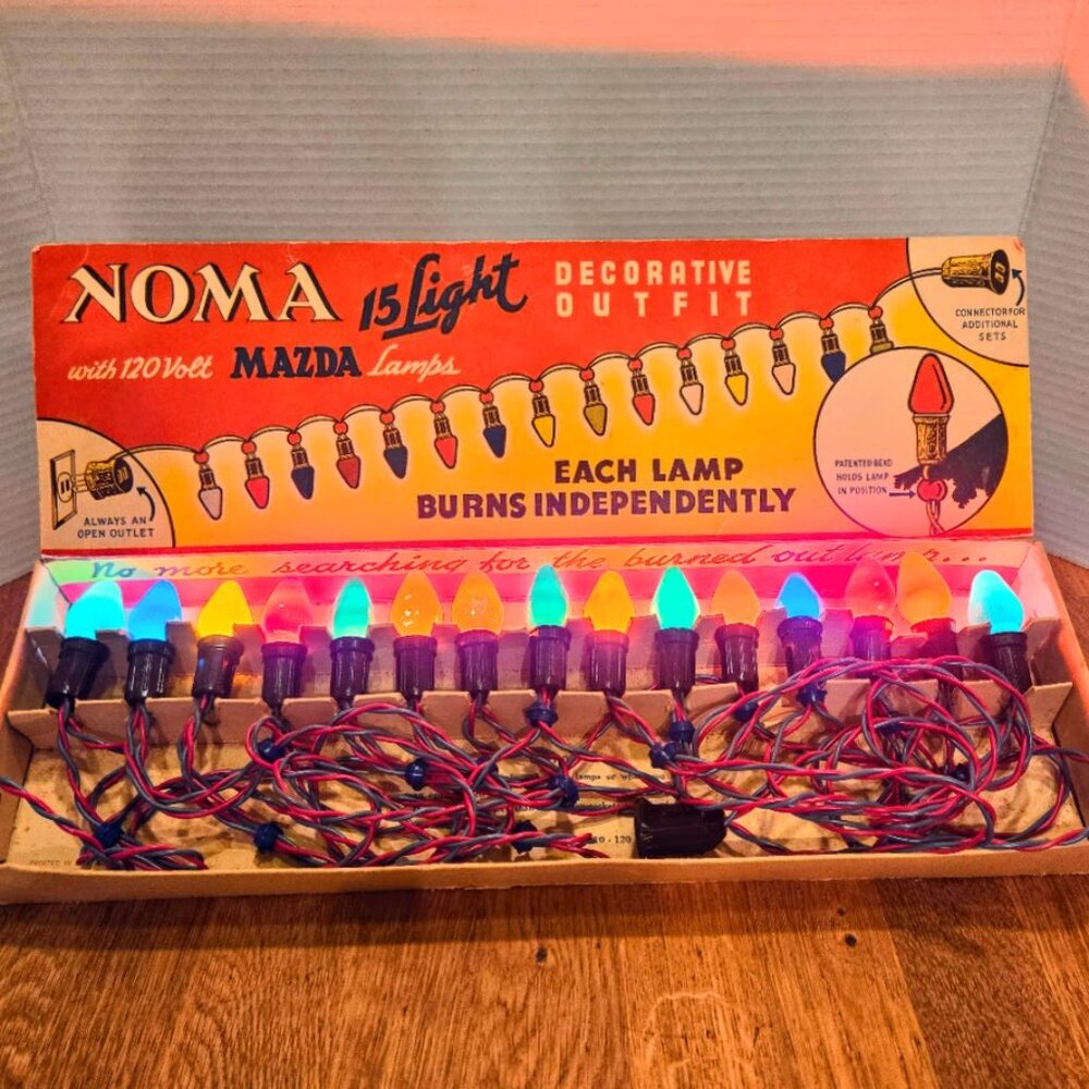 Vintage 1946 NOMA Christmas String Lights 15 Original WORKING Bulbs Original Box